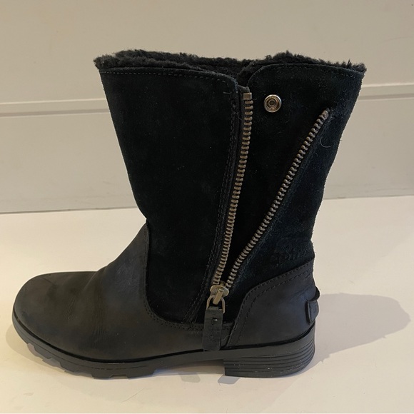 Sorel Black Leather Shearling Mid Calf Boots | Women’s US 6 - Picture 3 of 10